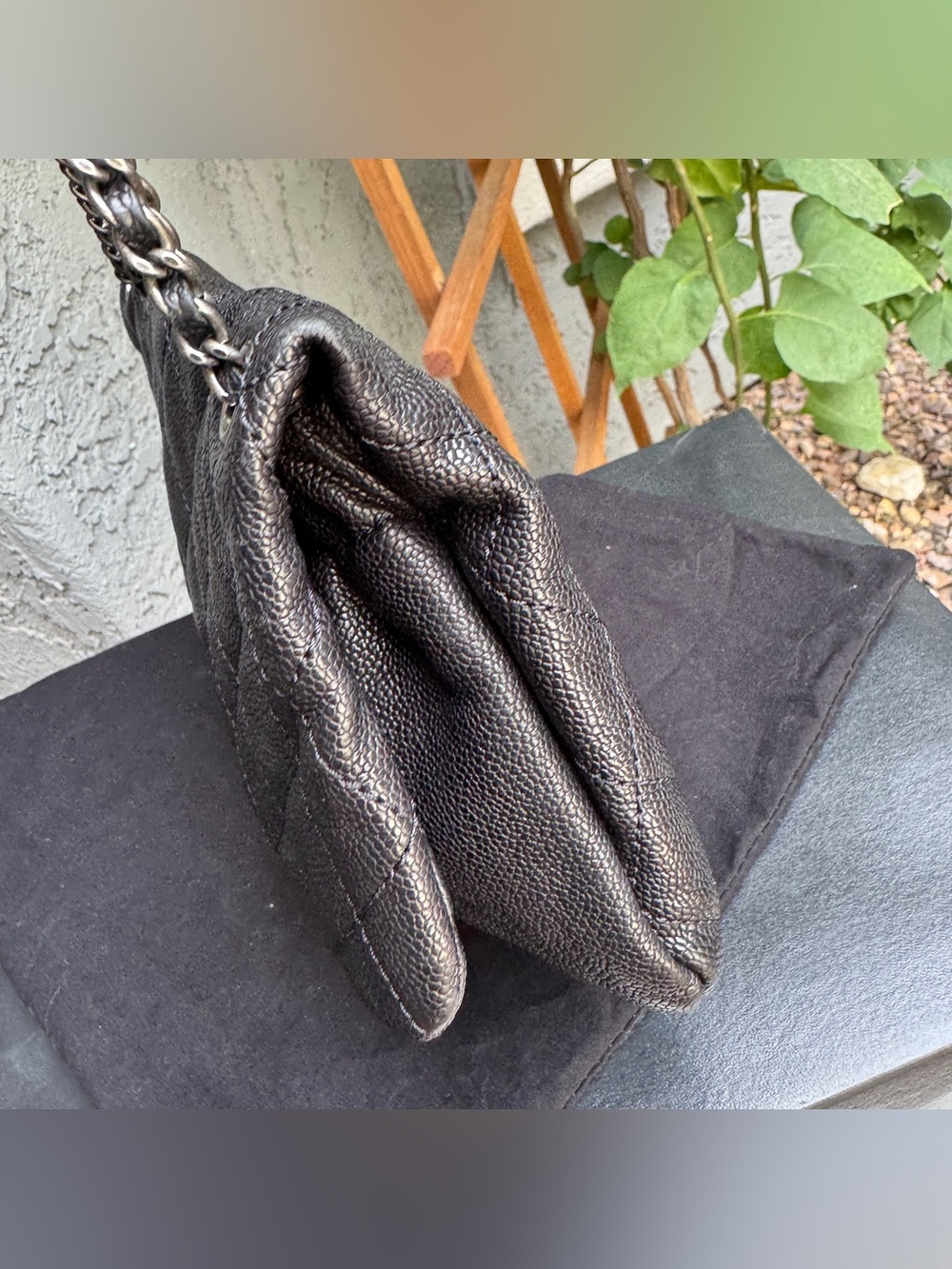 Chanel Shiny Caviar Quilted Elastic Flap Shoulder Bag - Picture 8 of 16